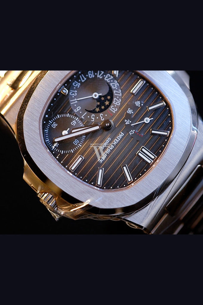 Patek philippe nautilus moonphase rose gold discount