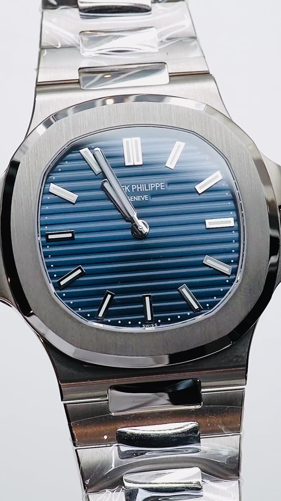 Patek Philippe 5810/1G-001 Nautilus 41 Sunburst Blue Dial White Gold 50th Anniversary Watch