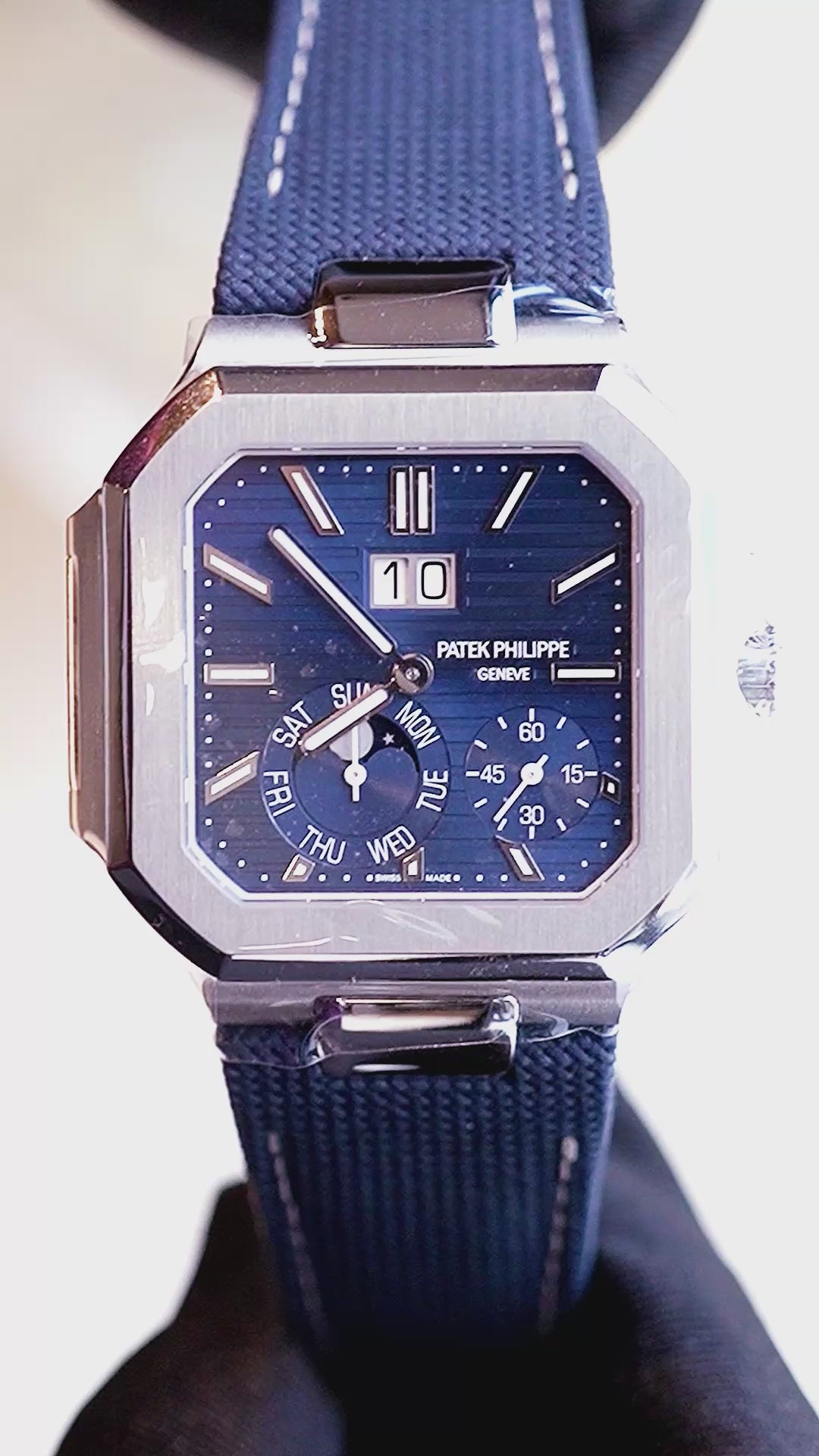 Patek Philippe Cubitus Grand Date Blue Dial Platinum Watch 5822P-001