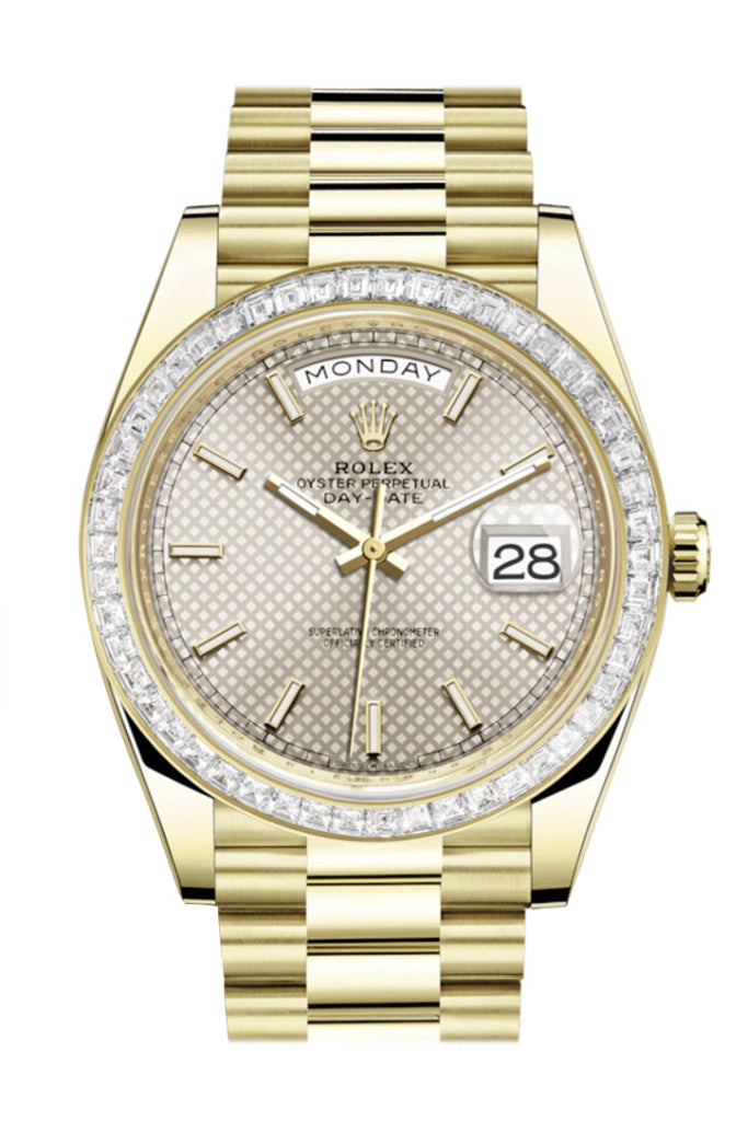 ROLEX 228238 Day Date 40 Silver Dial 40 Baguette Diamond Bezel 18k