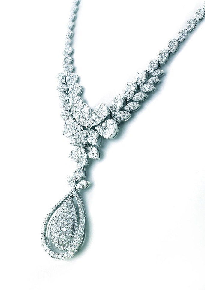 18K White Gold Vs Diamond 12.18Ct Necklace Jewelry