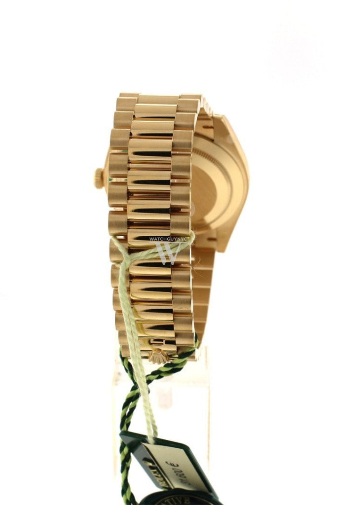 Rolex Day-Date 40 Silver Diagonal Motif Dial 18K Yellow Gold President Mens Watch 228238