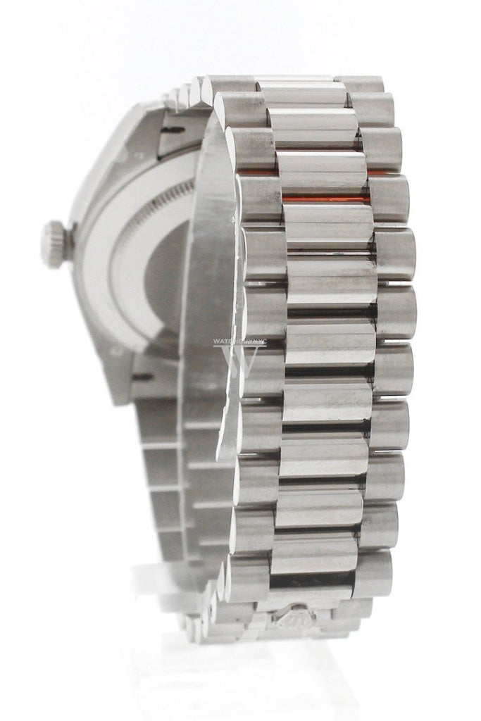 Rolex Day-Date 40 Olive Green Roman Dial Fluted Bezel White Gold President Automatic Mens Watch