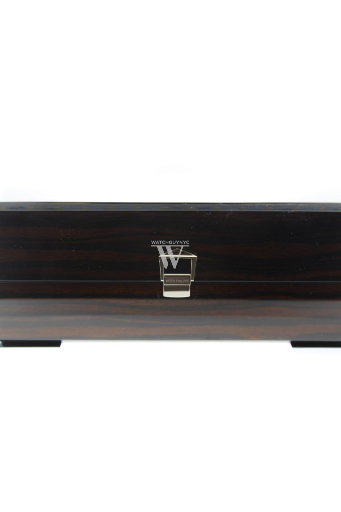 Patek Philippe Calatrava Silver Dial 18 Kt White Gold Mens Watch 5196G-001