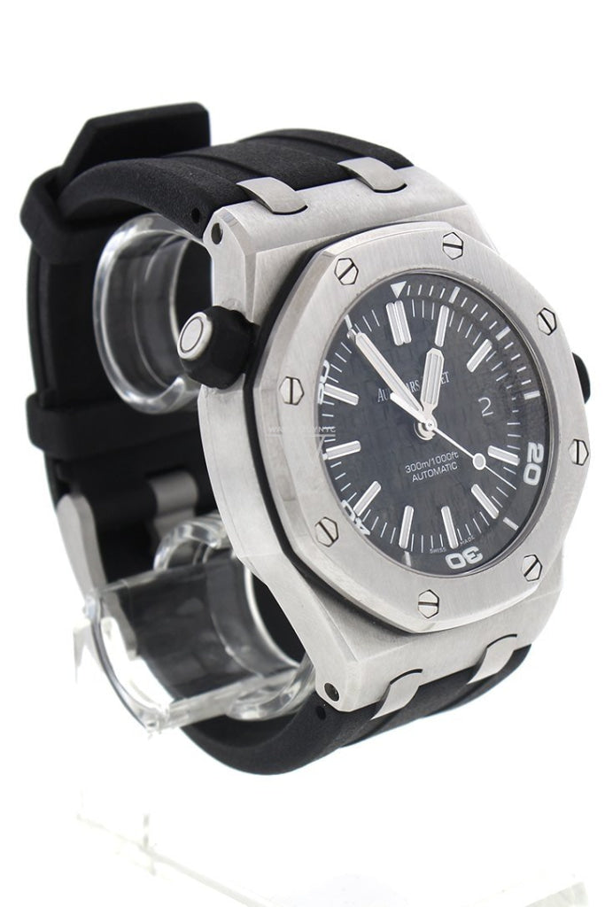 Royal oak offshore diver 15703 on sale